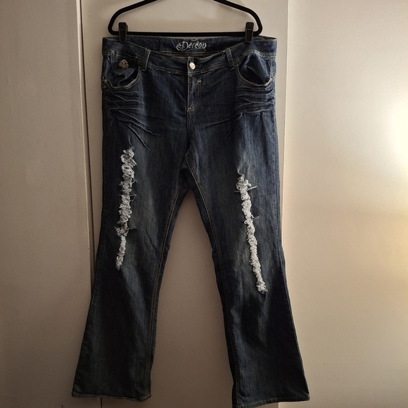 Dereon Women's Dark Blue Bootcut Jeans with Distressed Detailing - Picture 1 of 15